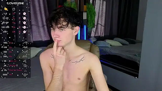 Cute Mike online show from October 2025 06:16:02 AM