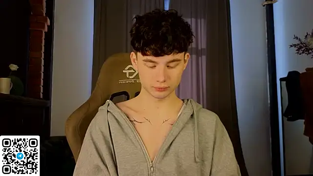 Cute Mike online show from March 2026 04:49:02 AM