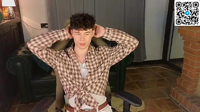 Cute Mike online show from March 2026 12:24:02 PM