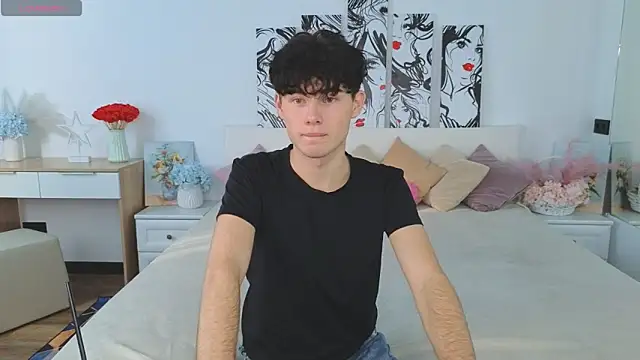 Cute Mike online show from October 2025 06:15:02 AM