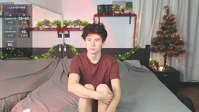 Cute Mike online show from December 2025 08:03:01 PM