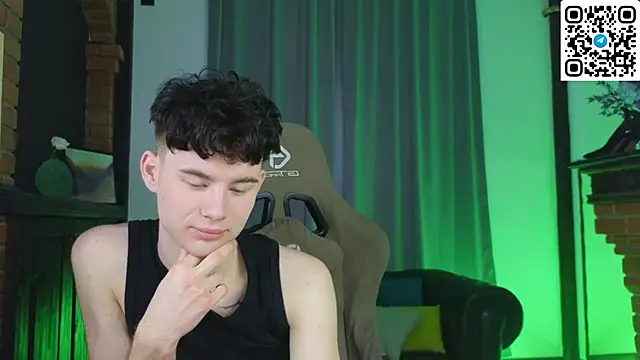 Cute Mike online show from February 2026 02:13:01 AM