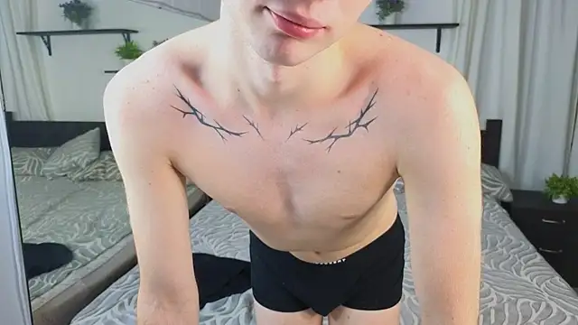 Cute Mike online show from October 2025 03:46:02 PM