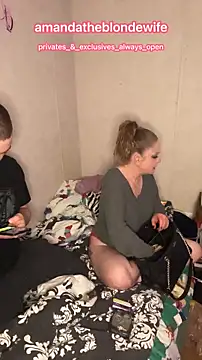 amandatheblondewife online show from March 2026 04:28:01 AM