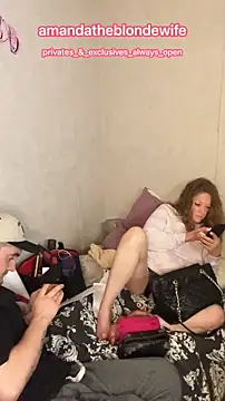 amandatheblondewife online show from April 2026 10:17:01 AM