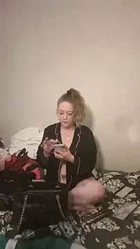 amandatheblondewife online show from January 2026 08:18:01 AM