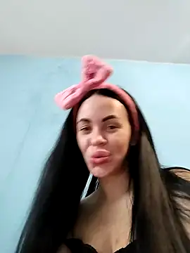 Stefaniyaxq online show from October 2025 09:54:02 AM