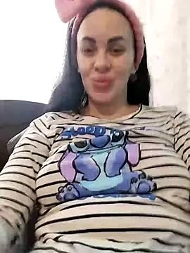 Stefaniyaxq online show from December 2025 10:06:01 AM