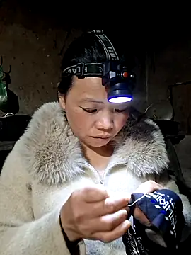 miomio-12 online show from February 2026 01:35:02 PM