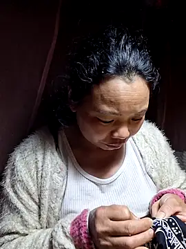 miomio-12 online show from February 2026 01:24:01 PM