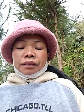 miomio-12 online show from December 2025 12:37:02 AM