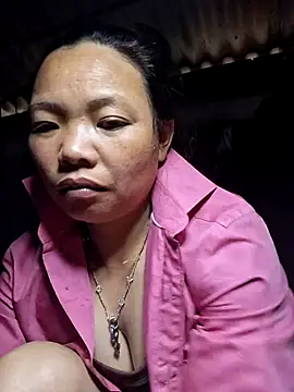 Snapshot of miomio-12 chatting on May 2026 05:04:01 AM miomio-12 online show from May 2026 05:04:01 AM