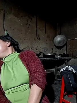 miomio-12 online show from February 2026 01:33:02 PM