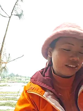 miomio-12 online show from December 2025 02:21:01 AM