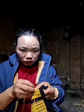 miomio-12 online show from November 2025 12:27:02 PM