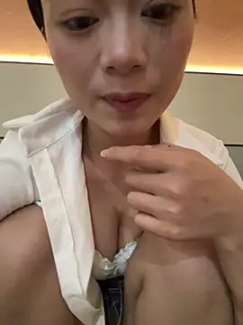 qingzi1218 online show from April 2026 05:47:01 AM