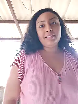 Snapshot of ZS_Oficial chatting on October 2025 10:38:02 AM ZS Oficial online show from October 2025 10:38:02 AM