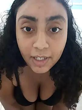 Snapshot of ZS_Oficial chatting on November 2025 09:03:02 PM ZS Oficial online show from November 2025 09:03:02 PM