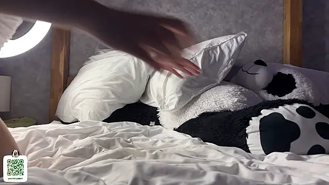 notecarret online show from February 2026 09:48:02 PM