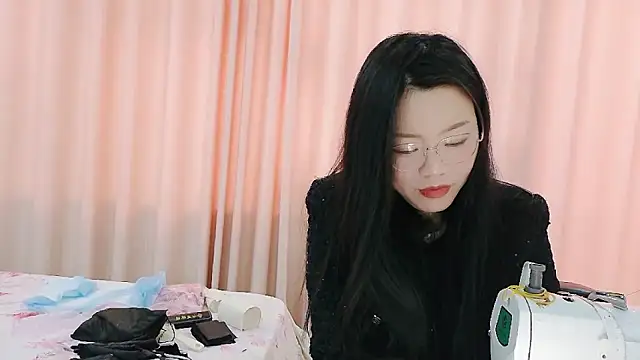 Snapshot of CCOO520 chatting on October 2025 04:31:01 AM CCOO520 online show from October 2025 04:31:01 AM