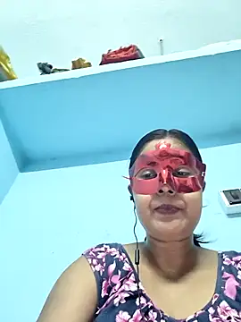 misti02 online show from October 2025 04:42:02 PM