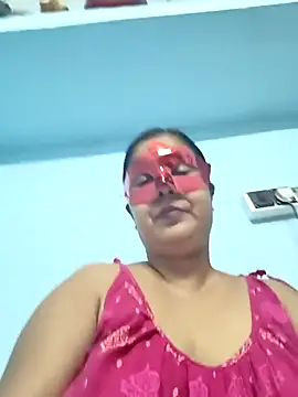 misti02 online show from October 2025 04:10:02 PM