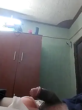 veintitres23 online show from April 2026 07:53:01 PM