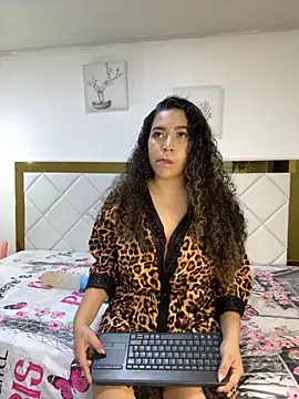 miss ashley1  online show from October 2025 11:34:01 AM