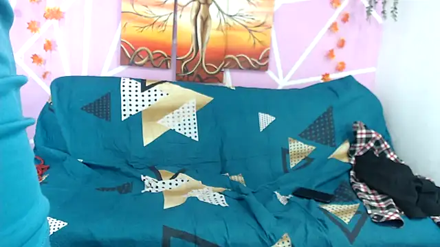 Snapshot of AKARY01 chatting on October 2025 01:46:02 PM AKARY01 online show from October 2025 01:46:02 PM