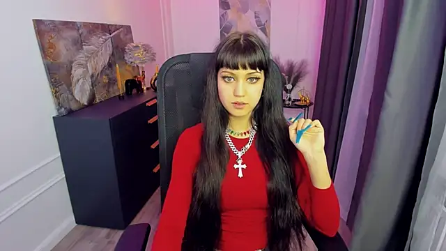 TiffanyYounge online show from April 2026 12:42:01 PM