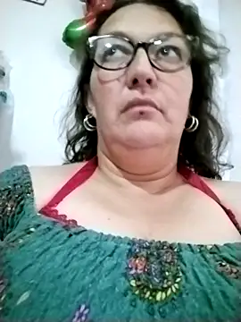 Snapshot of -saraqueen- chatting on November 2025 09:25:02 PM -saraqueen- online show from November 2025 09:25:02 PM