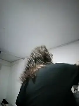 Snapshot of -saraqueen- chatting on November 2025 04:27:02 AM -saraqueen- online show from November 2025 04:27:02 AM