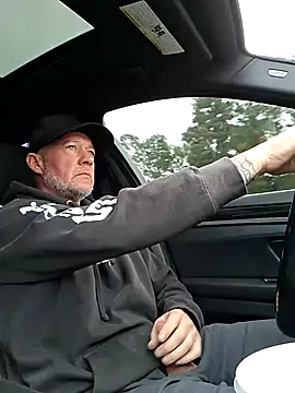 moonbeam37 online show from November 2025 02:50:01 PM