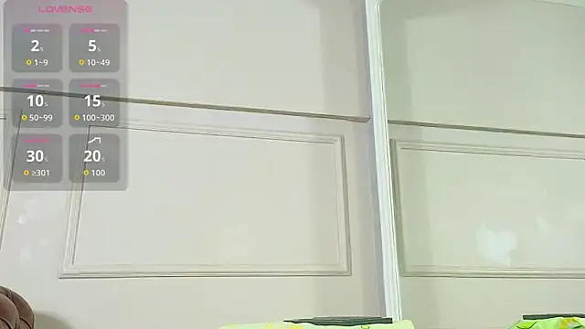 DereckWolf  online show from November 2025 11:36:02 AM