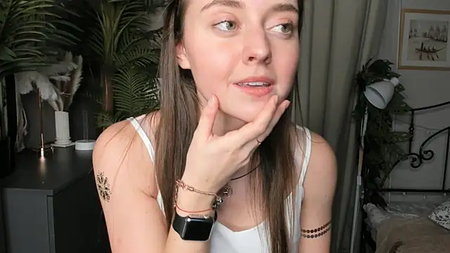 ThelmaJusto online show from October 2025 02:25:02 PM