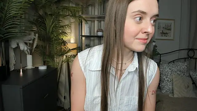 ThelmaJusto online show from October 2025 03:33:02 PM