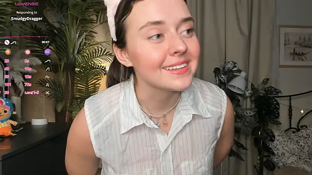 ThelmaJusto online show from April 2026 04:02:02 PM