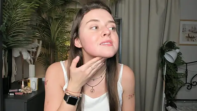 ThelmaJusto online show from October 2025 02:28:01 PM