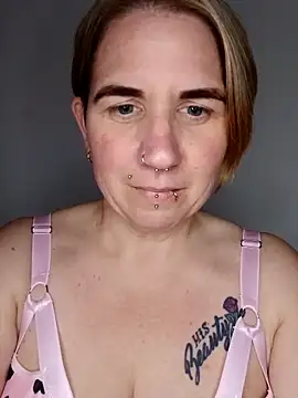 LaceyWestxx online show from October 2025 05:58:02 PM