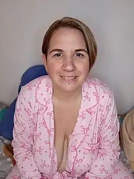 LaceyWestxx online show from November 2025 06:24:02 PM