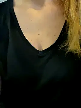 melisss2 online show from November 2025 07:29:02 AM