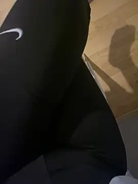 melisss2 online show from March 2026 04:19:02 PM