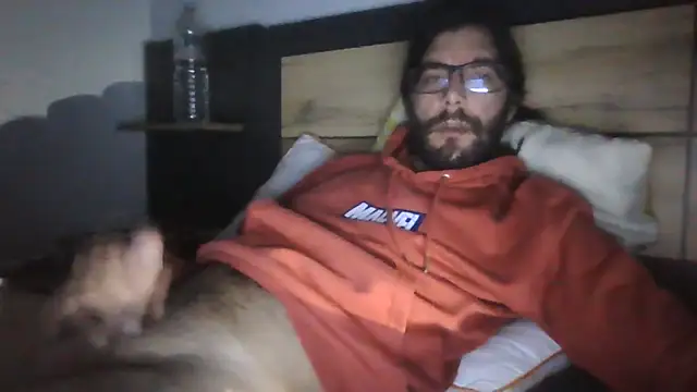 Arbneh69 online show from October 2025 08:20:01 PM