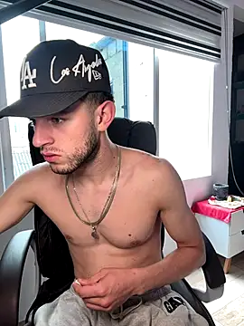 noah red online show from October 2025 03:21:02 PM