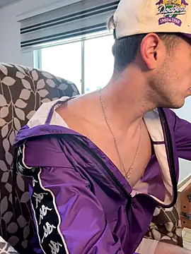 noah red online show from October 2025 02:18:01 PM