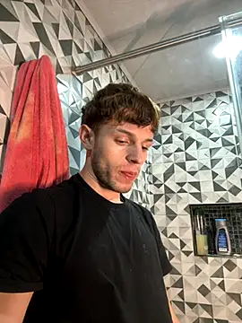 noah red online show from October 2025 02:02:01 AM