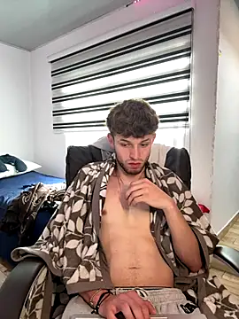 noah red online show from October 2025 03:42:01 PM