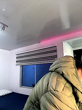 noah red online show from October 2025 01:50:02 AM