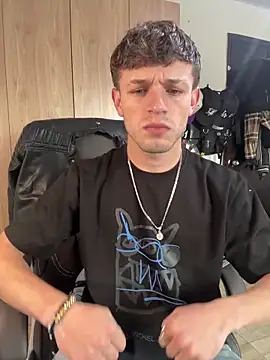 noah red online show from October 2025 07:47:01 PM