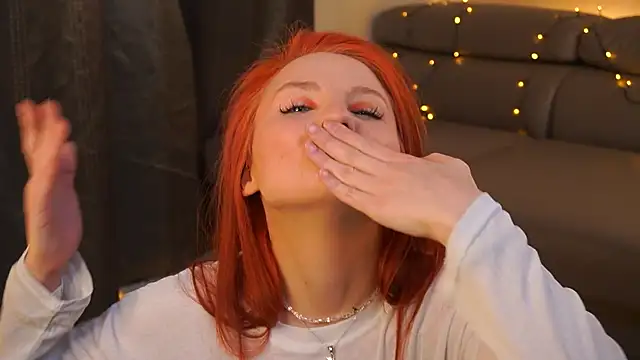 Snapshot of EraDrey chatting on November 2025 12:49:01 PM EraDrey online show from November 2025 12:49:01 PM